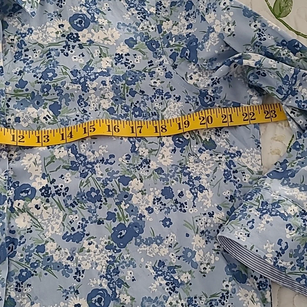 Women's Chaps XL 3/4 Length Sleeve Button Down. Great Condition (5) - Picture 4 of 13